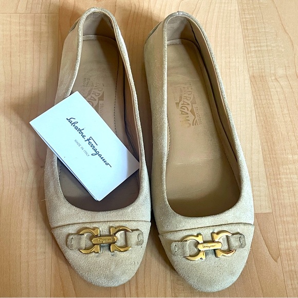 Salvatore Ferragamo Shoes - Salvatore Ferragamo beige suede ballet flats 7.5M